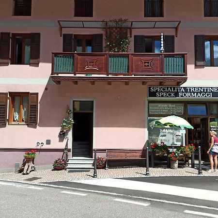 La Casa Di Nonna Lia Appartement Dimaro Buitenkant foto